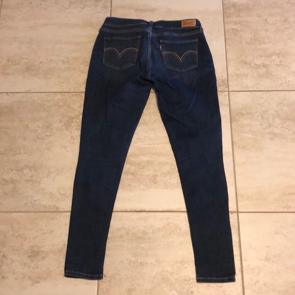 Levi's Denim - Levi’s skinny dark wash high rise jeans Sz 31